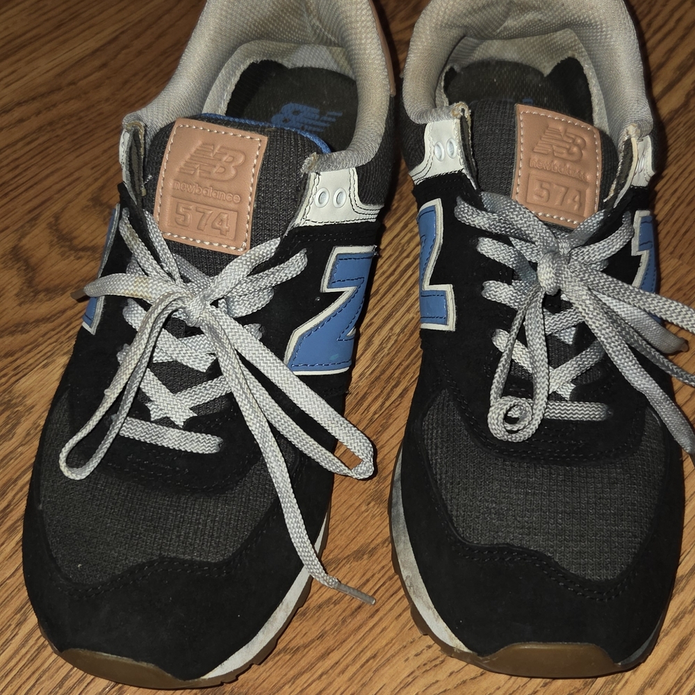 New Balance Black and Blue Athletic Shoes
